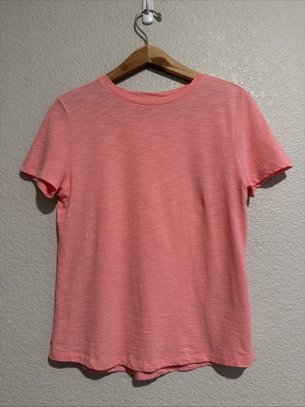 NEW Antonio Melani Top T-shirt Athleisure Light Weight Cotton Basic Layer Coral